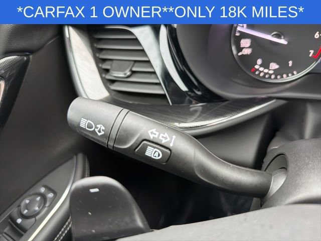 Used 2022 Buick Envision Essence w/ Safety Package image 30