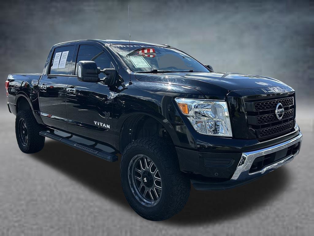 Used 2021 Nissan Titan SV w/ SV Convenience Package AWD/4WD image 3