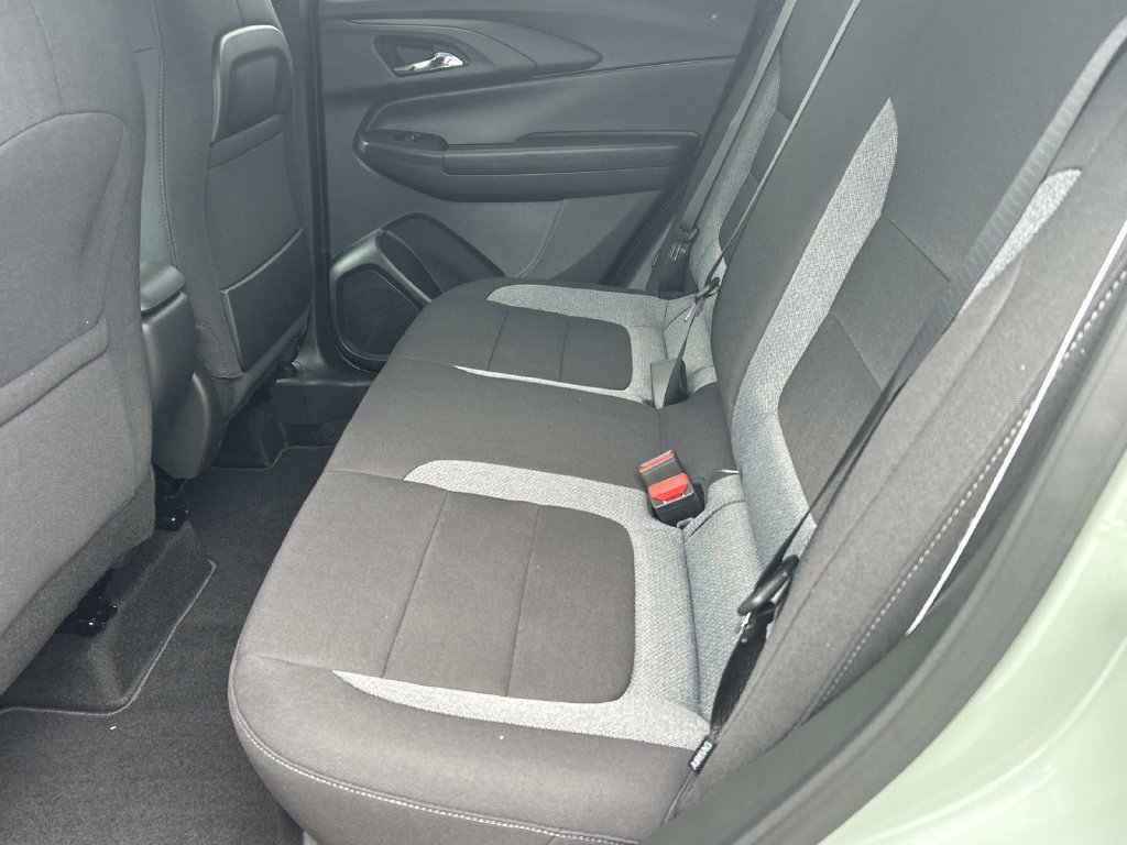 New 2026 Chevrolet TrailBlazer LT w/ Midnight Edition FWD image 11