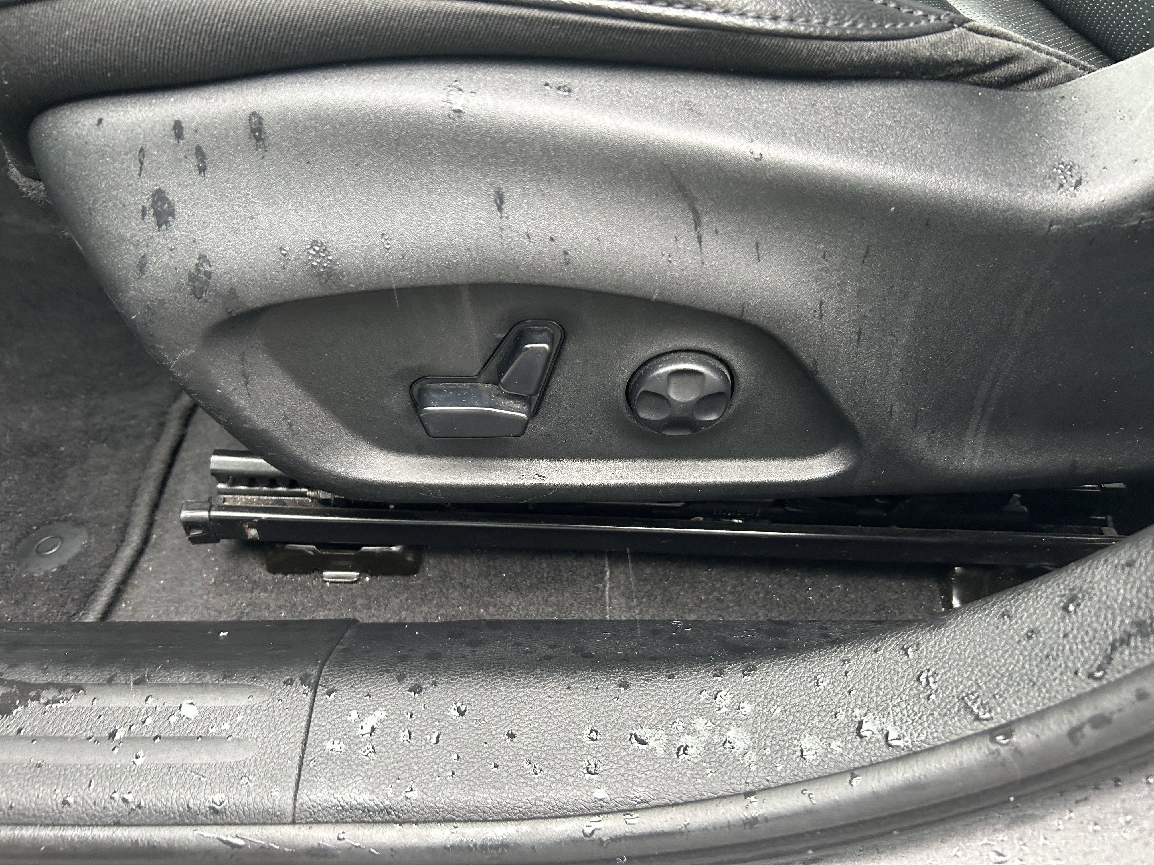 Used 2019 Jeep Compass Limited image 22