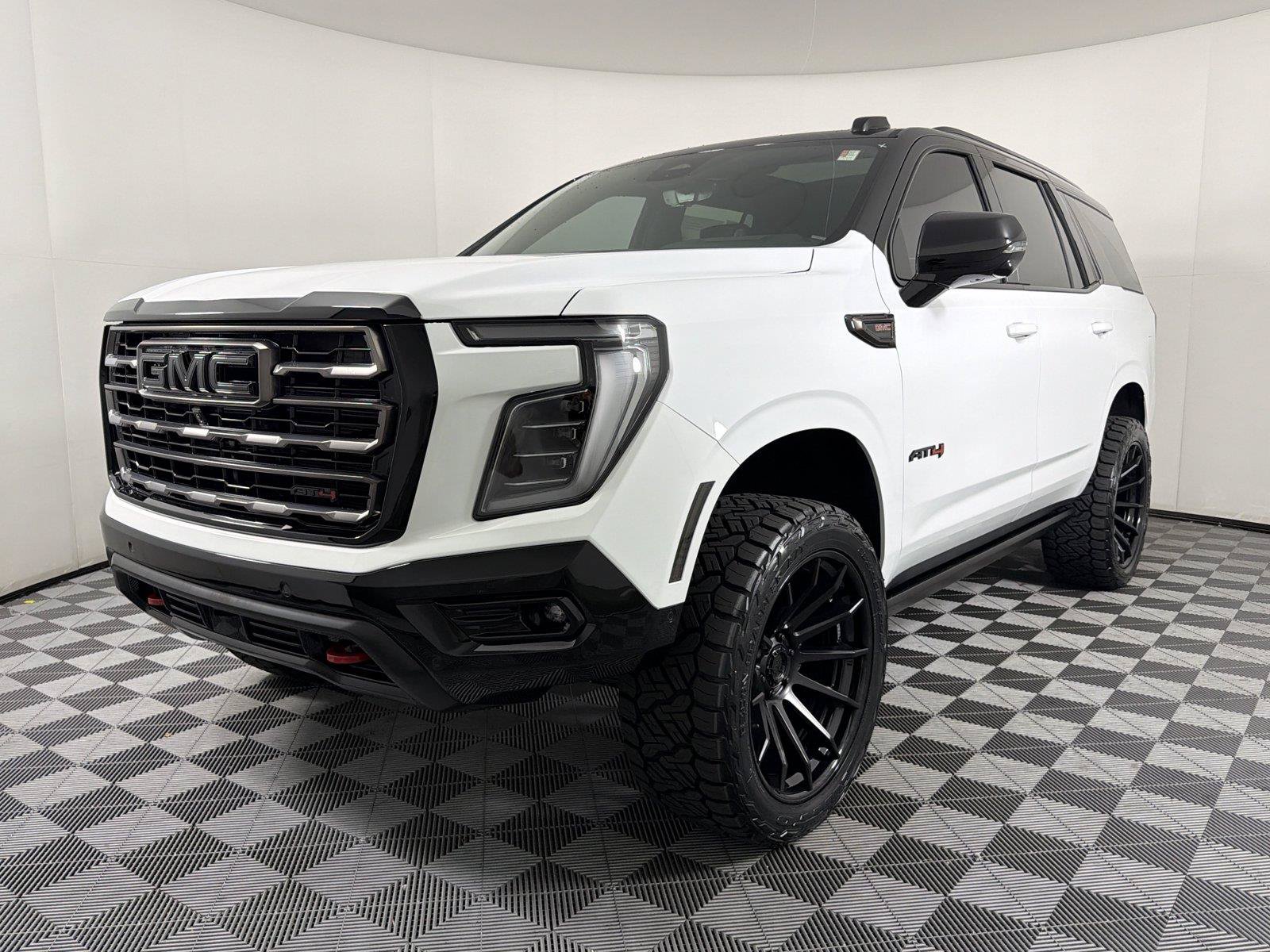 New 2026 GMC Yukon AT4 Ultimate AWD/4WD image 3