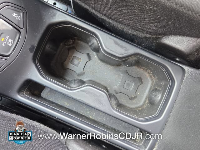 Used 2018 Jeep Renegade Latitude FWD image 24