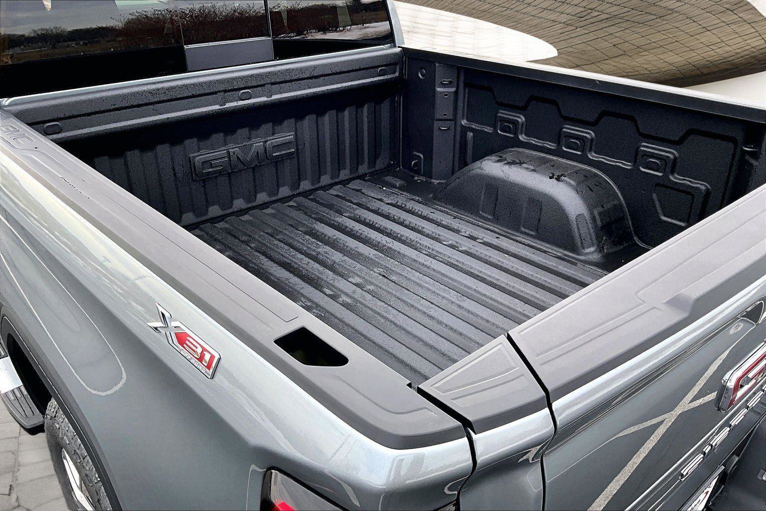 New 2026 GMC Sierra 1500 SLT w/ SLT Premium Plus Package image 5