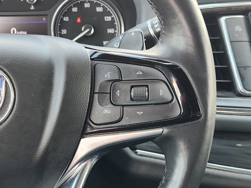 Used 2022 Buick Enclave Essence w/ Sport Touring Edition FWD image 27