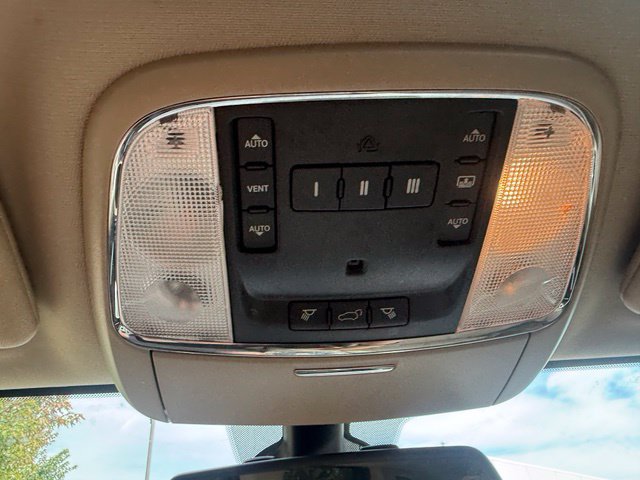 Used 2016 Jeep Grand Cherokee Overland AWD/4WD image 33
