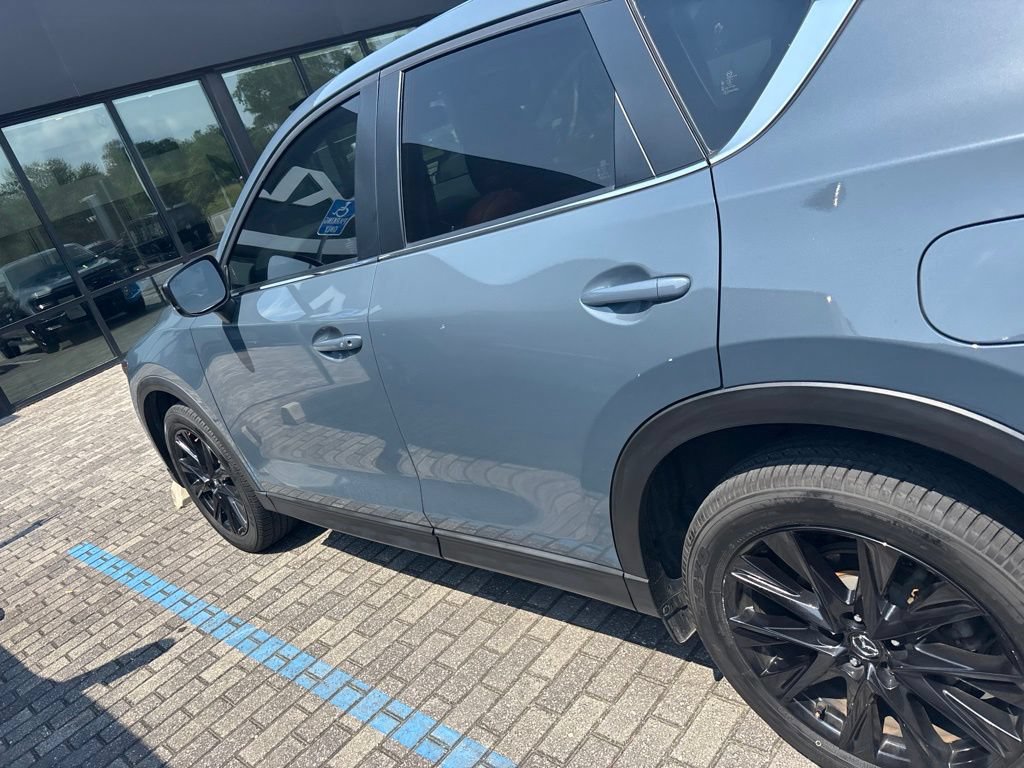 Used 2021 MAZDA CX-5 Carbon Edition FWD image 17