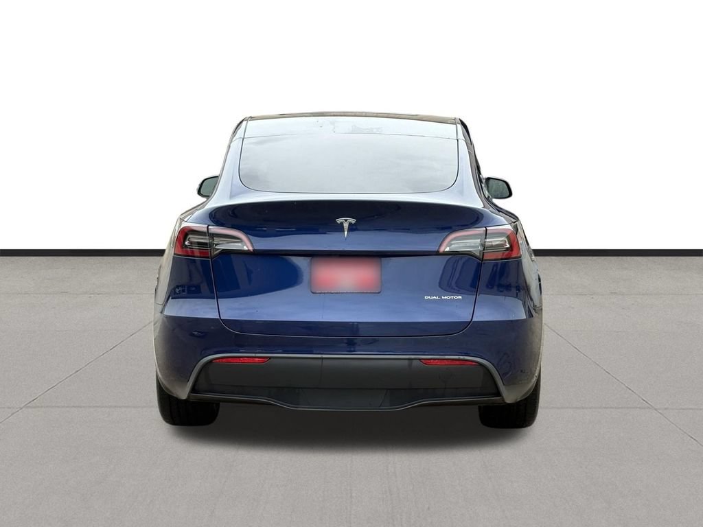 Used 2024 Tesla Model Y Long Range AWD/4WD image 6
