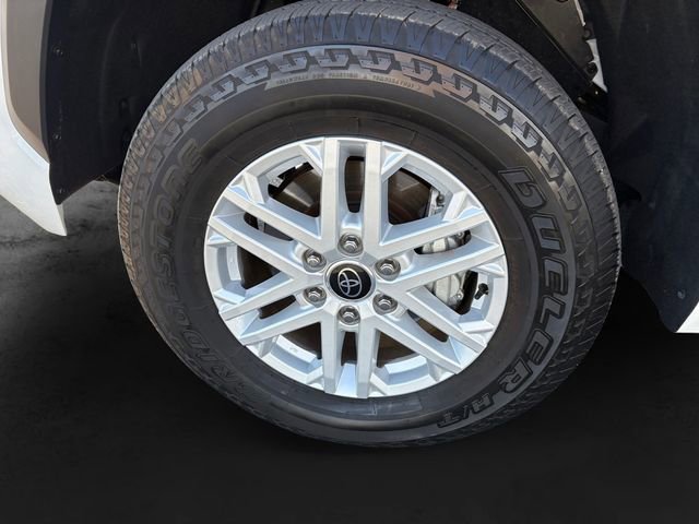 Used 2024 Toyota Tundra SR5 w/ SR5 Convenience Package AWD/4WD image 11