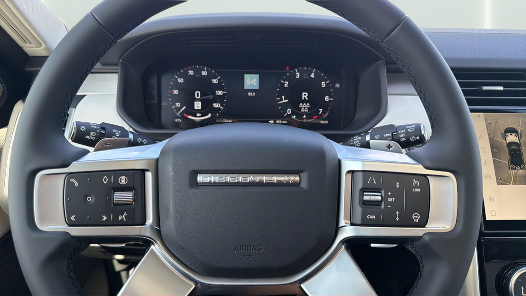 New 2026 Land Rover Discovery Dynamic SE AWD/4WD image 24