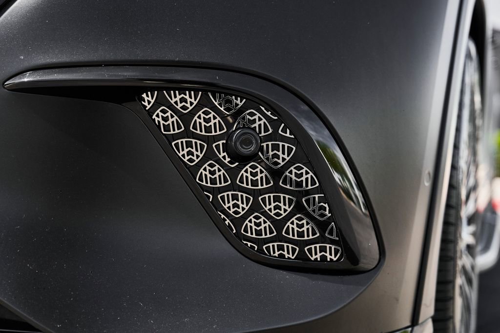 Used 2024 Mercedes-Benz Maybach EQS 680 4MATIC image 9