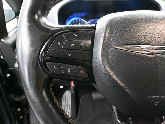 Used 2019 Chrysler Pacifica Touring-L Plus w/ Advanced Safetytec Group FWD image 25