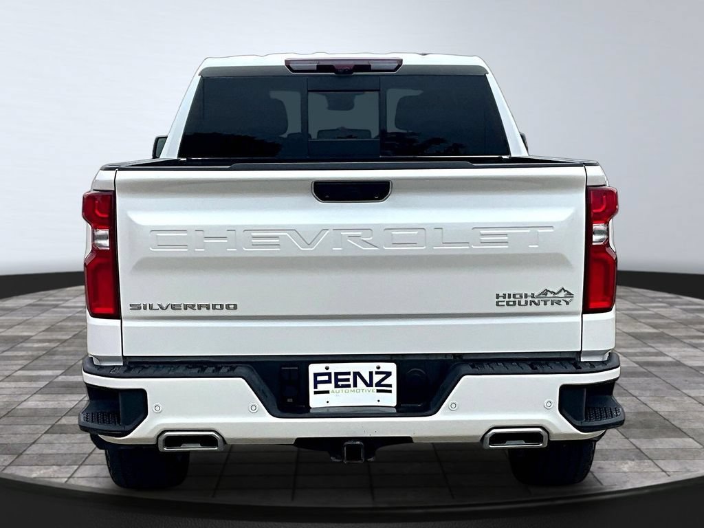 Used 2024 Chevrolet Silverado 1500 High Country w/ High Country Premium Package AWD/4WD image 6