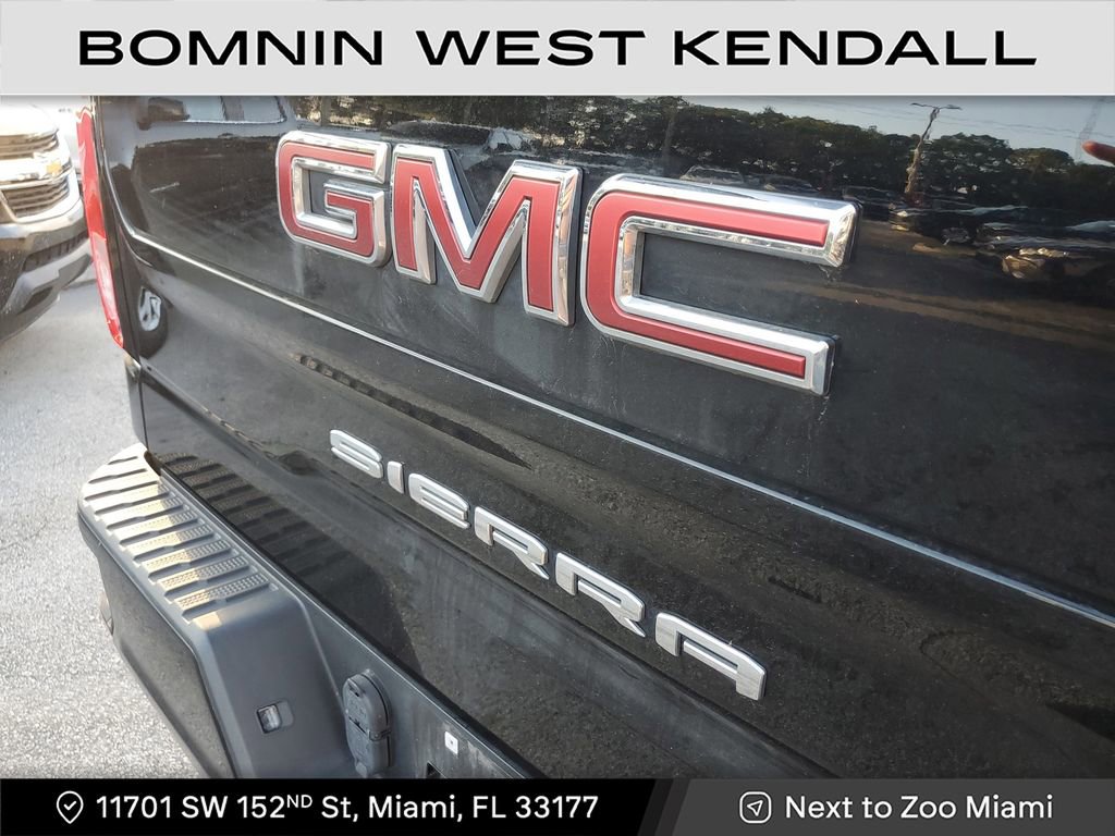 Used 2021 GMC Sierra 1500 Elevation w/ LPO, Elevation Black Package image 11