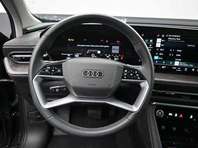Certified 2025 Audi Q5 Premium w/ Convenience Package image 15