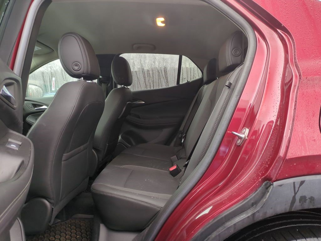 Certified 2022 Buick Encore GX Preferred w/ Cold Weather Comfort Package AWD/4WD image 17