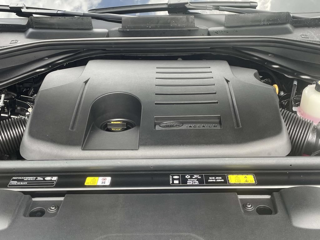 New 2026 Land Rover Range Rover Sport SE AWD/4WD image 13