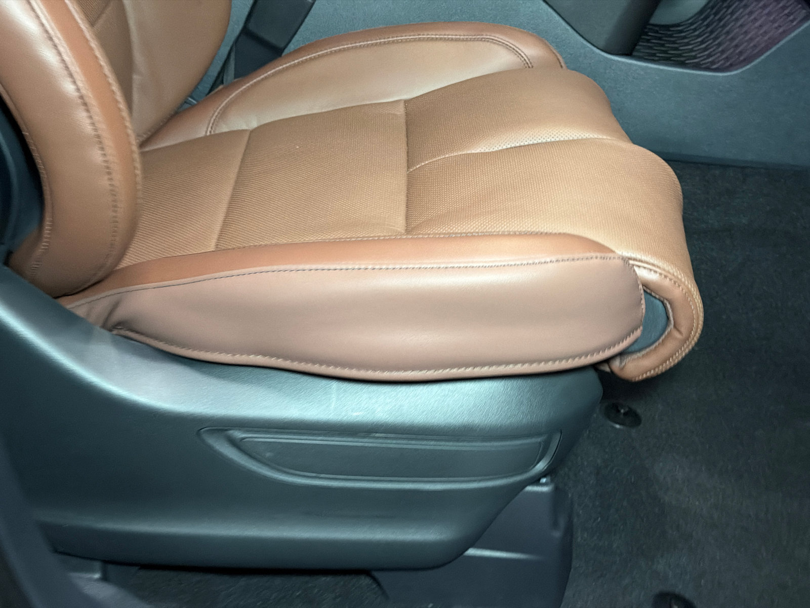 New 2027 Lincoln Aviator Reserve AWD/4WD image 12