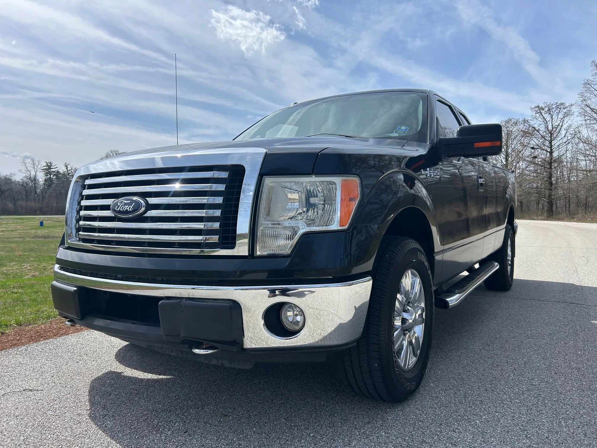 Used 2010 Ford F150 XLT image 3