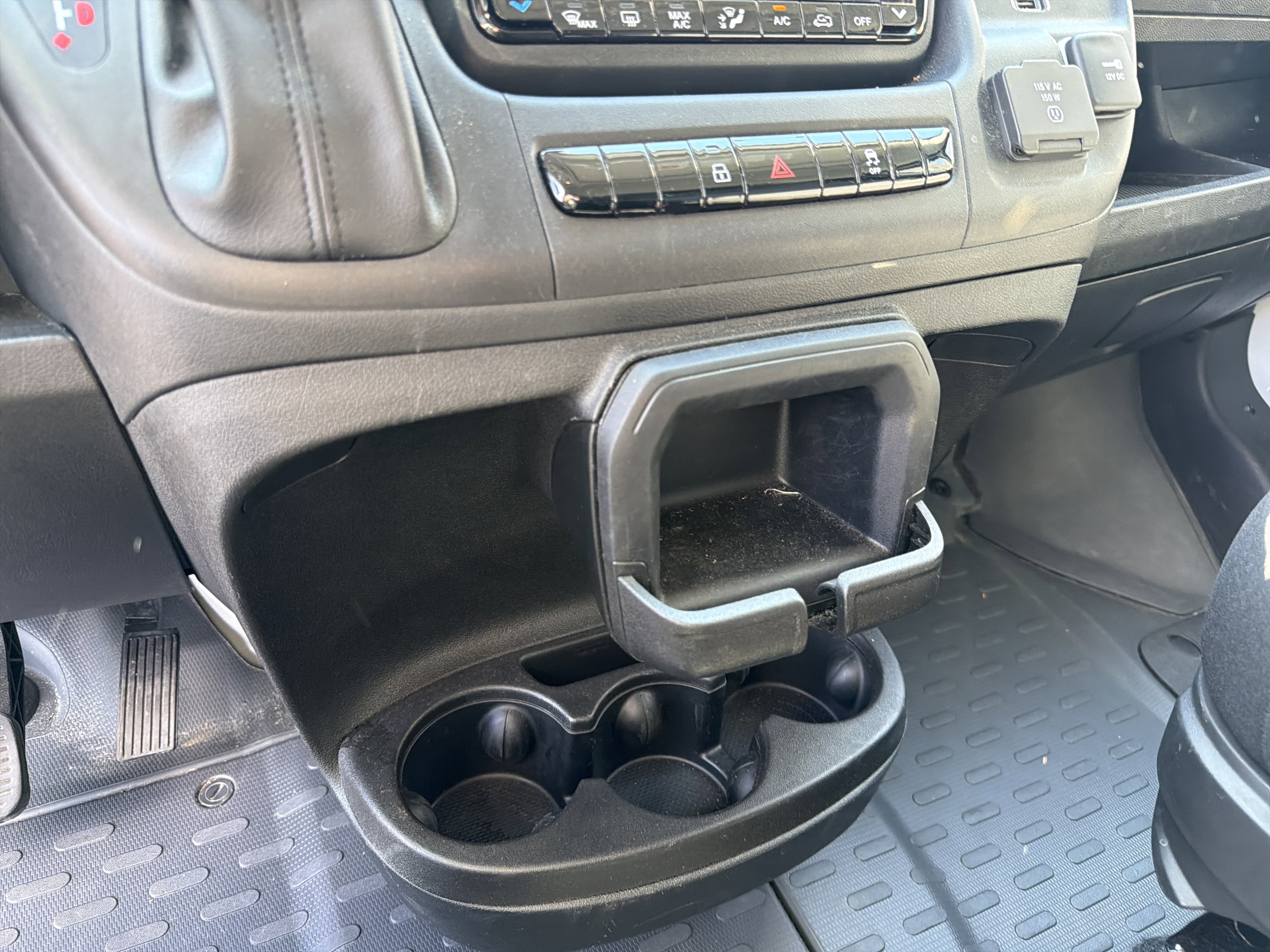 Used 2024 RAM ProMaster 2500 w/ Quick Order Package 22G SLT FWD image 22