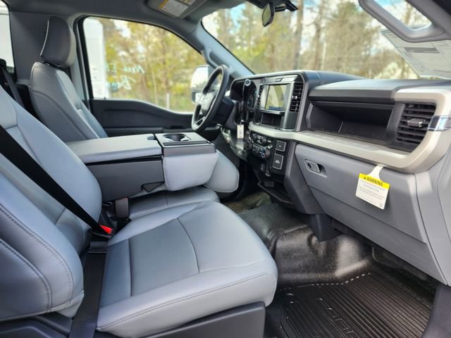 New 2026 Ford F550 4x4 Regular Cab Super Duty image 10