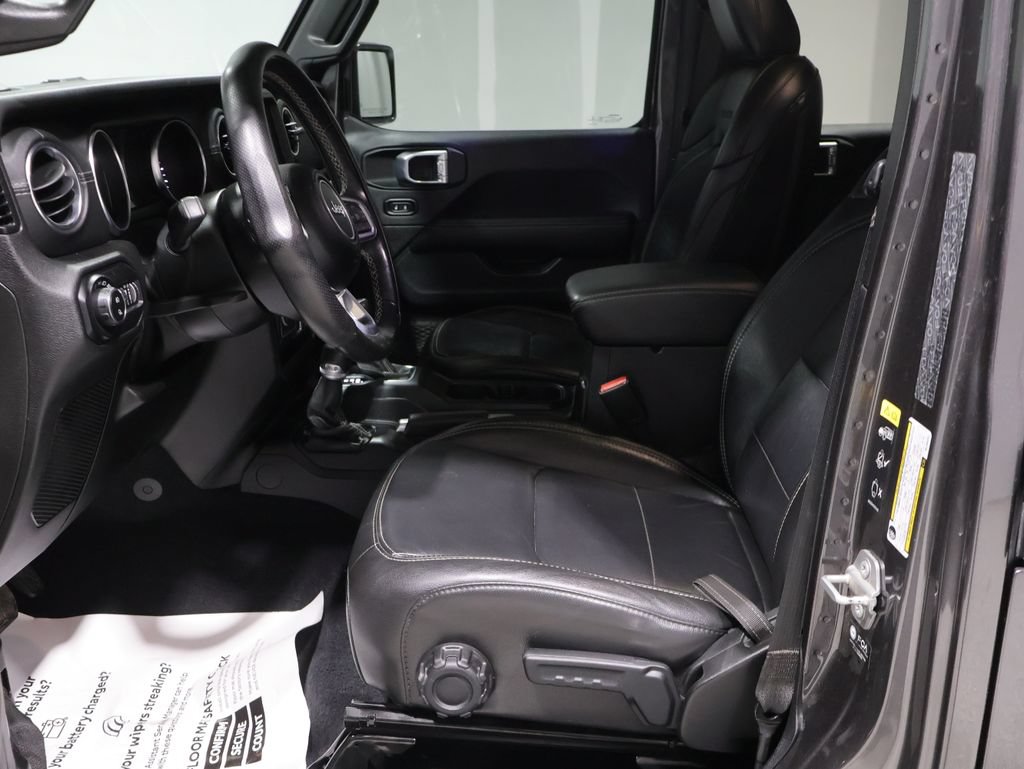 Used 2021 Jeep Gladiator Overland w/ Popular Equipment Package AWD/4WD image 11