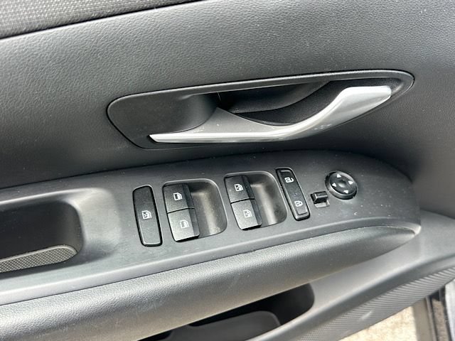 Used 2023 Hyundai Tucson SEL w/ Convenience Package AWD/4WD image 18