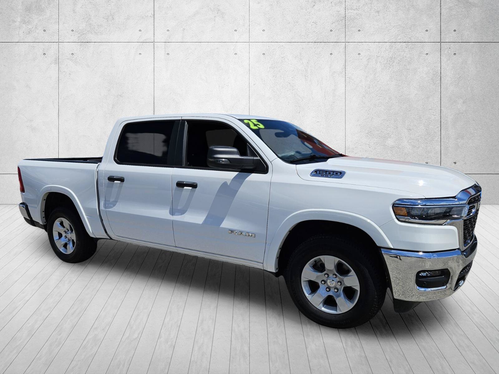 Used 2025 RAM 1500 Big Horn AWD/4WD image 1