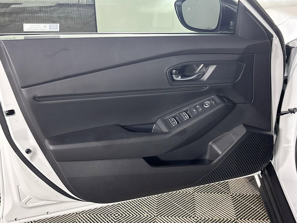 New 2025 Honda Accord SE image 11