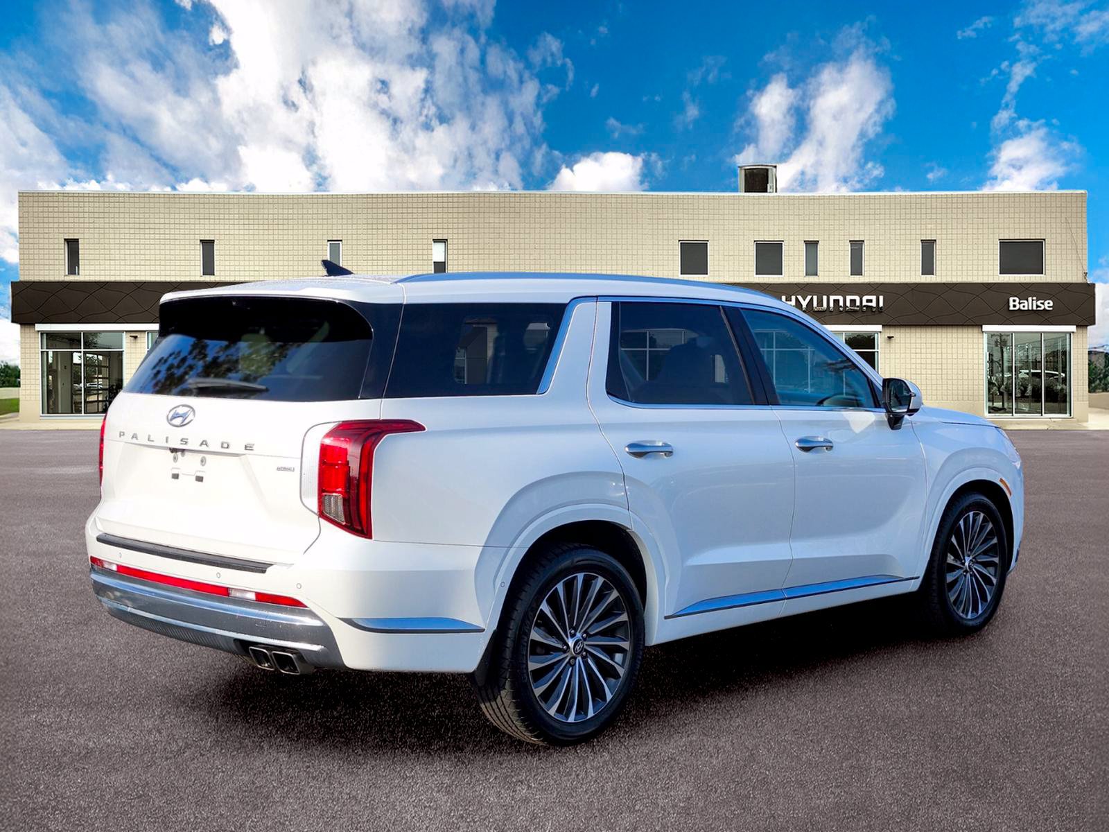 Certified 2023 Hyundai Palisade Calligraphy AWD/4WD image 3