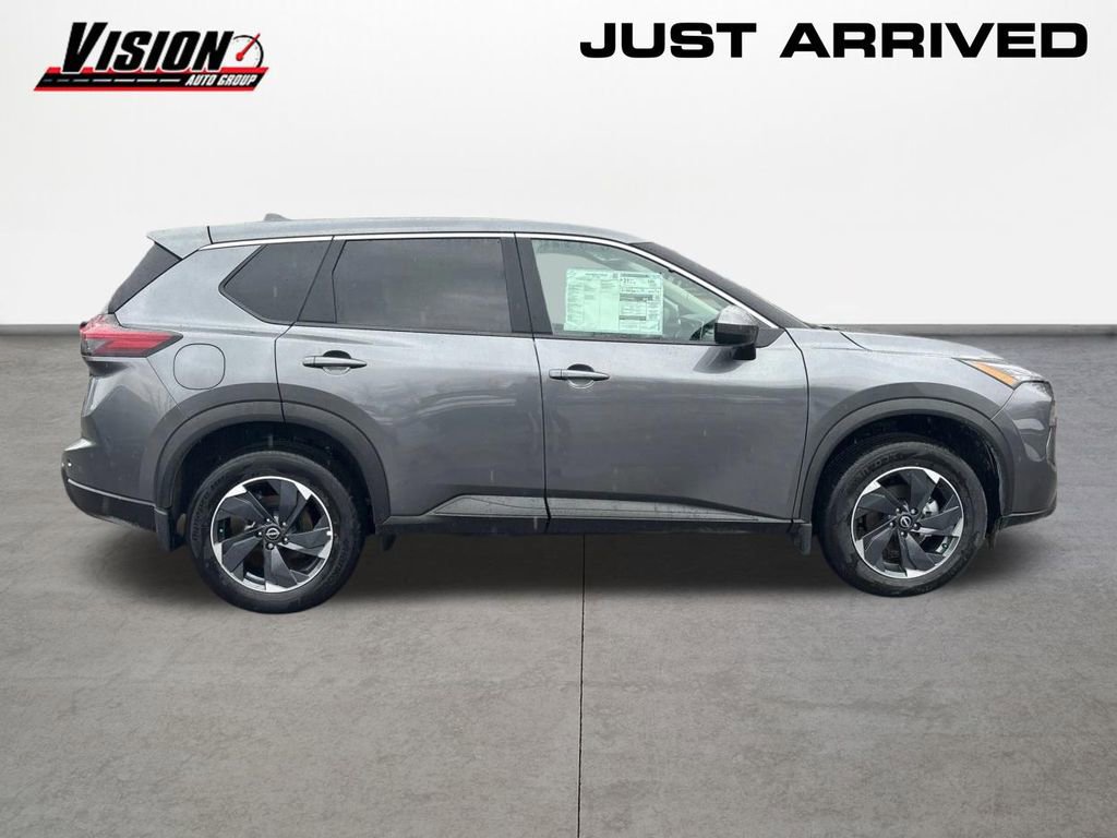 New 2026 Nissan Rogue SV AWD/4WD image 4