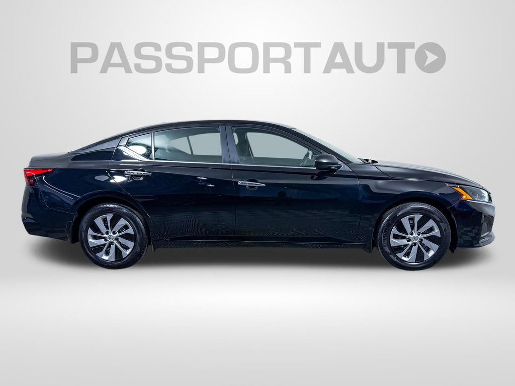 Certified 2025 Nissan Altima 2.5 S FWD image 11