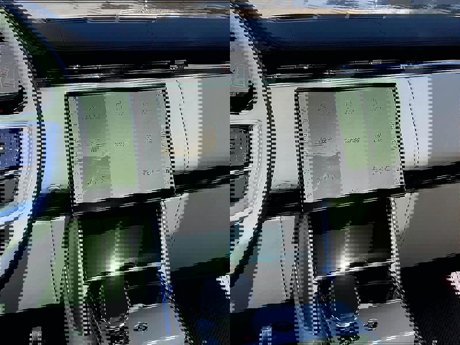 New 2026 Land Rover Range Rover SE AWD/4WD image 9