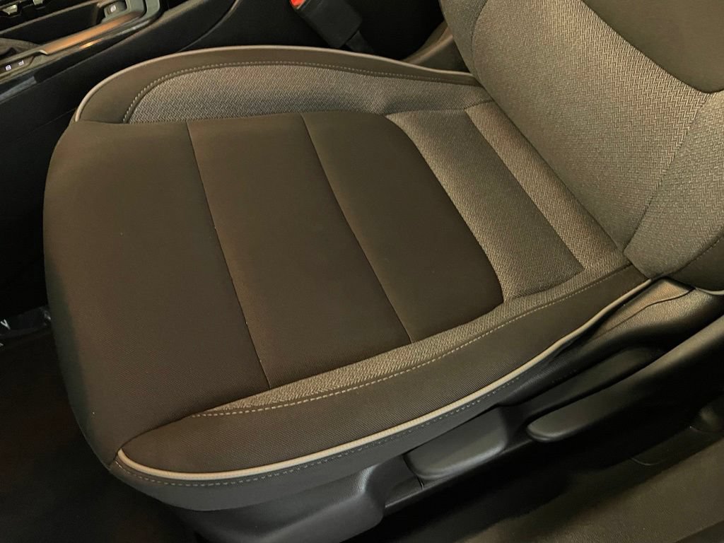 Used 2025 Chevrolet TrailBlazer LT FWD image 26