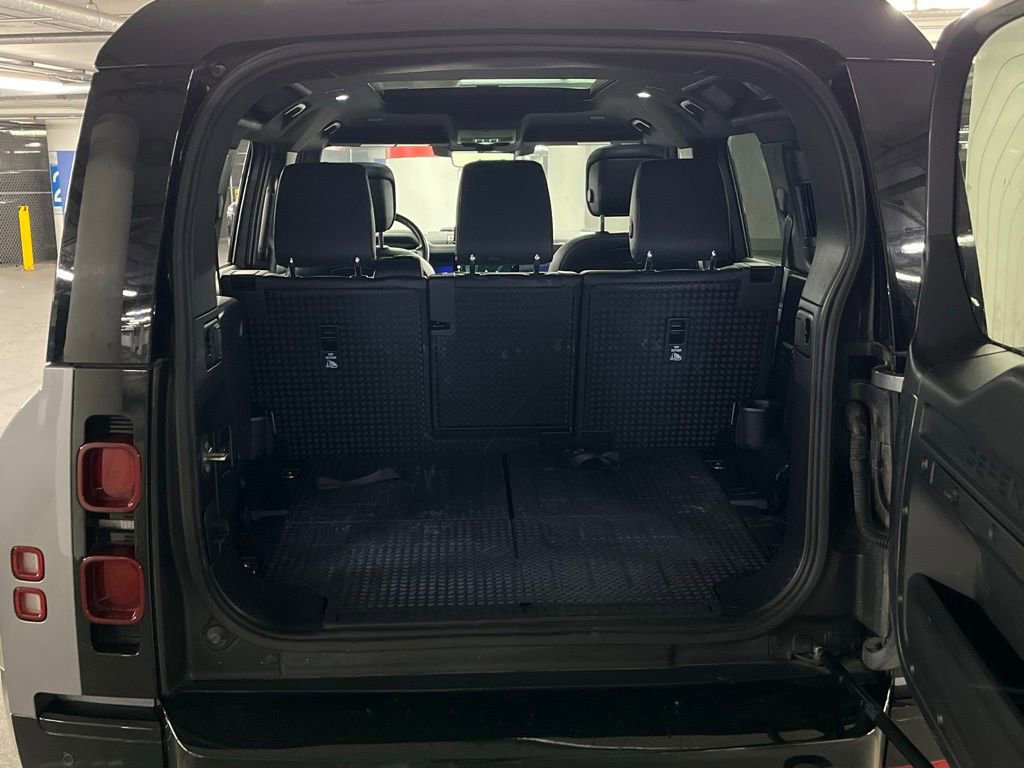 Used 2022 Land Rover Defender 110 X-Dynamic HSE image 39