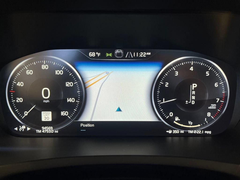 Used 2019 Volvo XC90 T6 Momentum w/ Protection Package AWD/4WD image 6