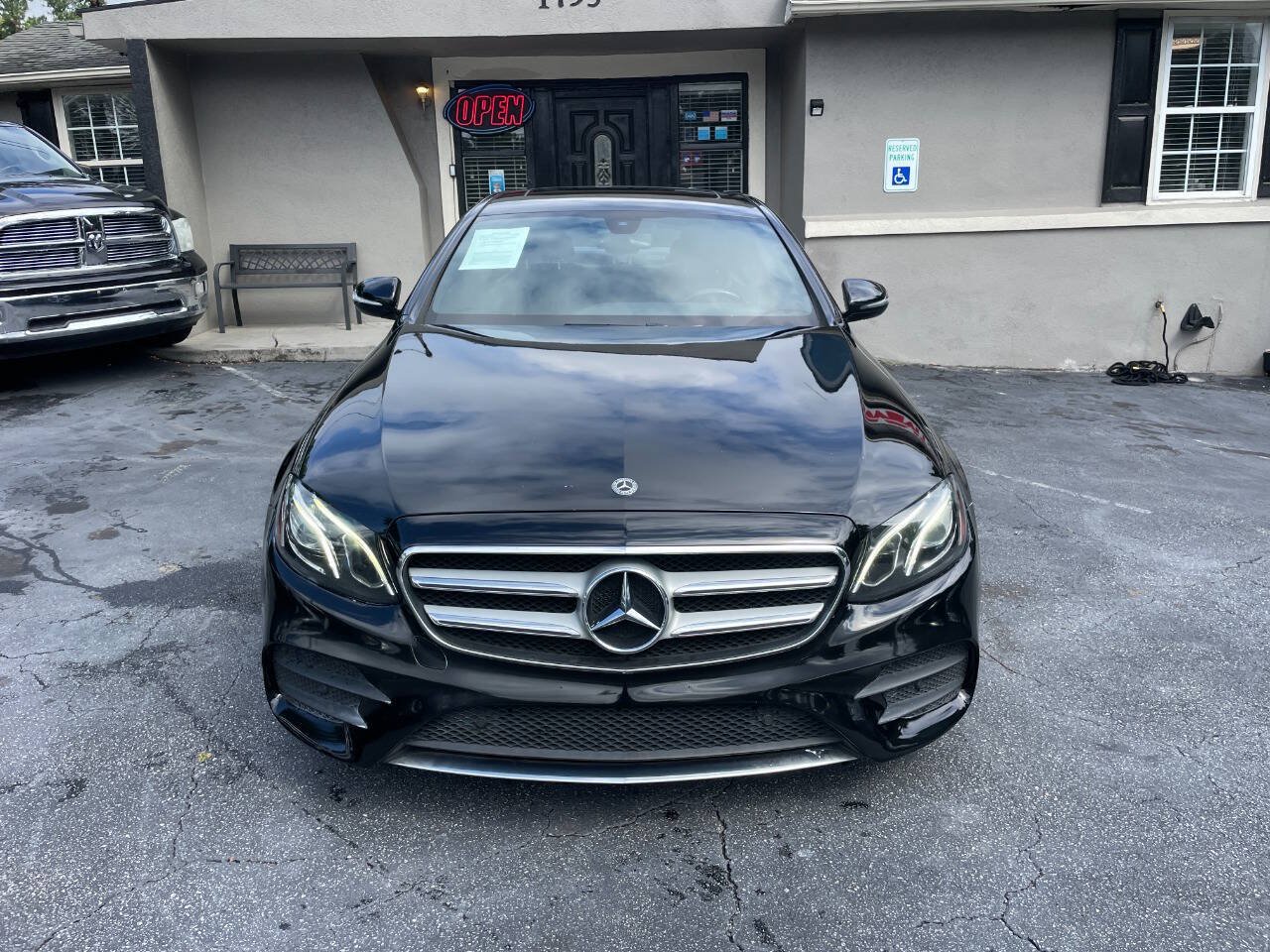 Used 2019 Mercedes-Benz E 300 image 3
