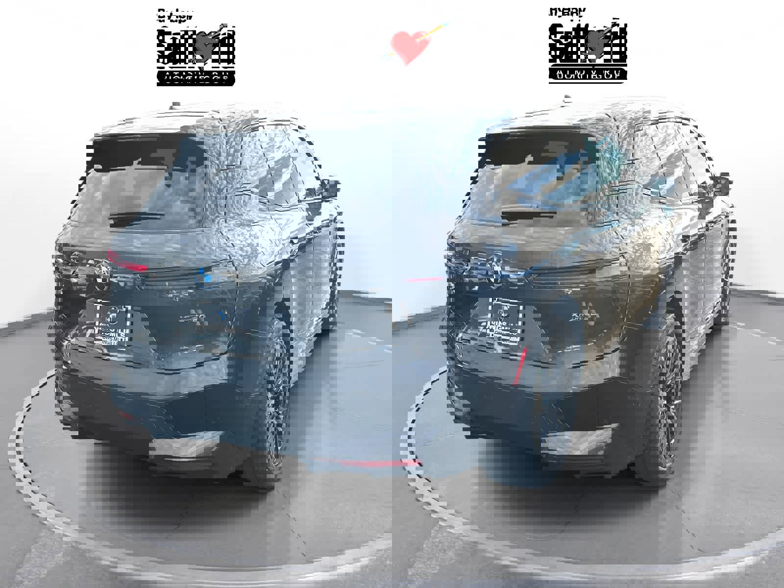 Used 2025 BMW iX xDrive50 w/ Premium Package image 12