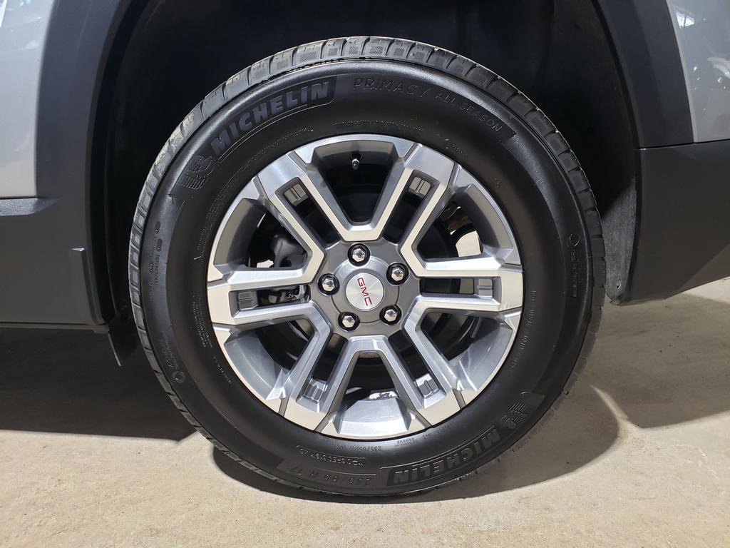 Used 2026 GMC Terrain Elevation image 27