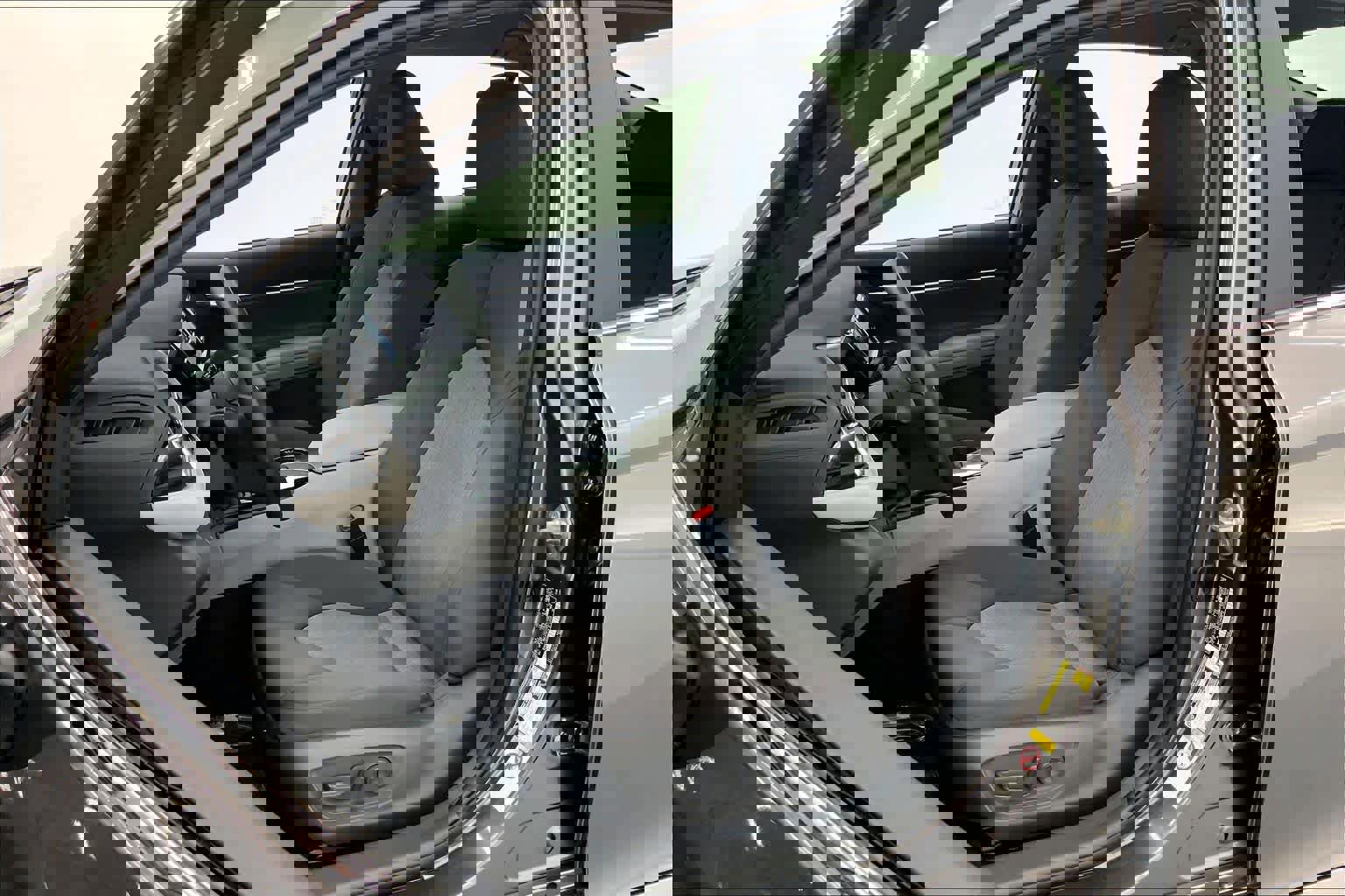 Used 2018 Toyota Camry LE image 21