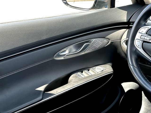 Used 2025 Genesis GV70 2.5T AWD/4WD image 26