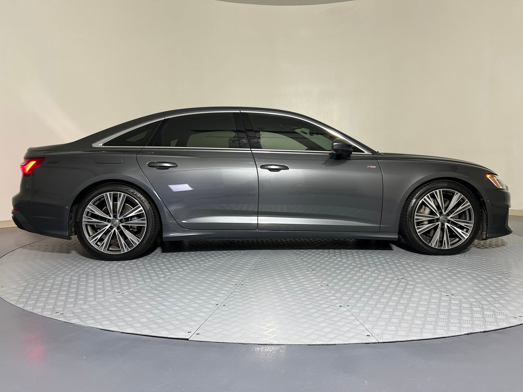 Used 2019 Audi A6 3.0T Premium Plus w/ Premium Plus Package image 7