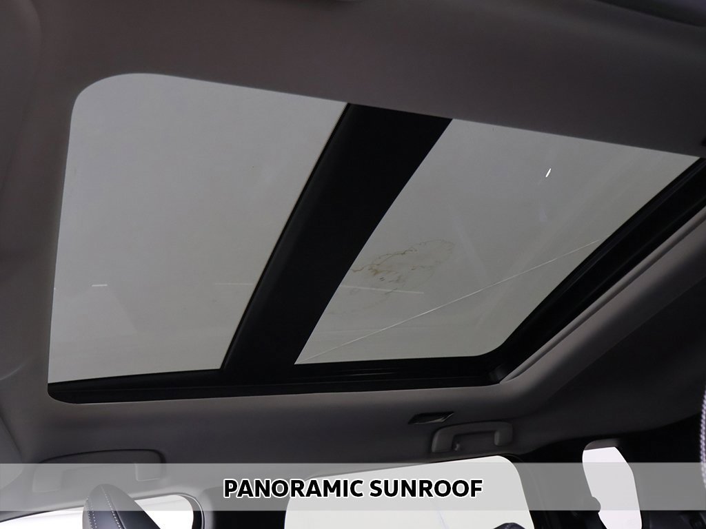 New 2025 Mitsubishi Outlander SE image 4