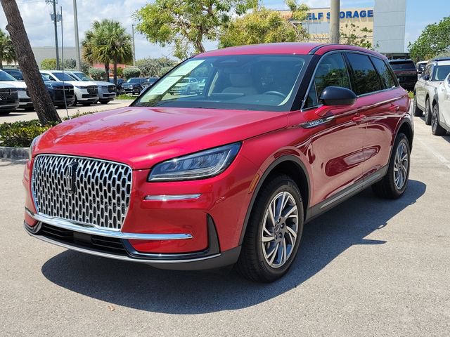 Certified 2025 Lincoln Corsair FWD image 3
