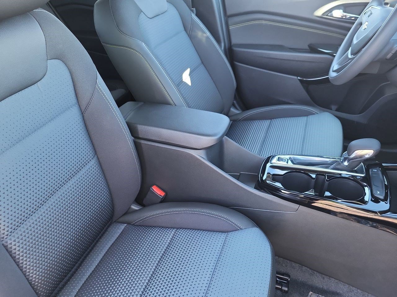 New 2026 Chevrolet Trax LT image 28