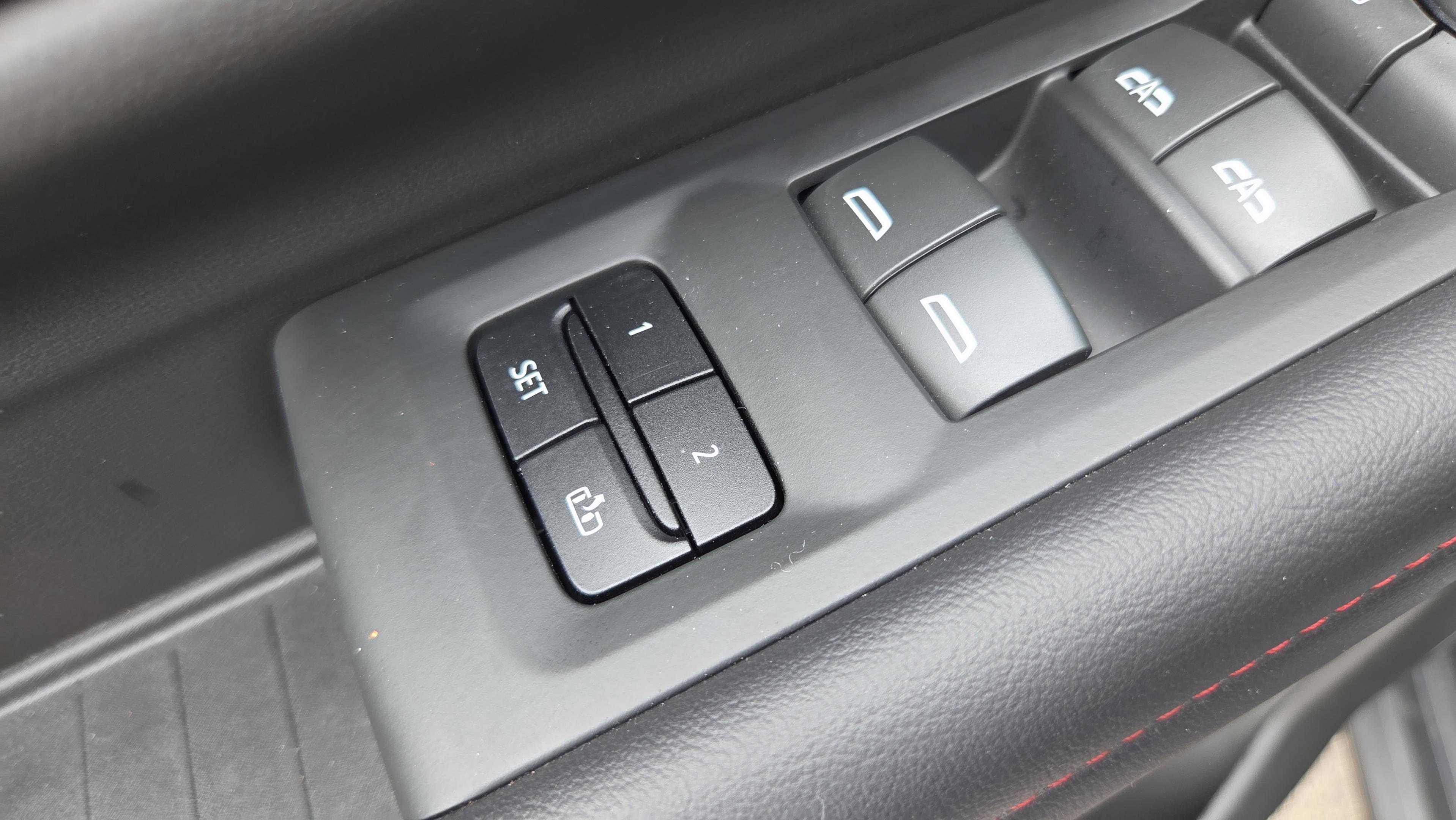 Used 2022 Chevrolet Tahoe RST w/ Luxury Package RWD image 28