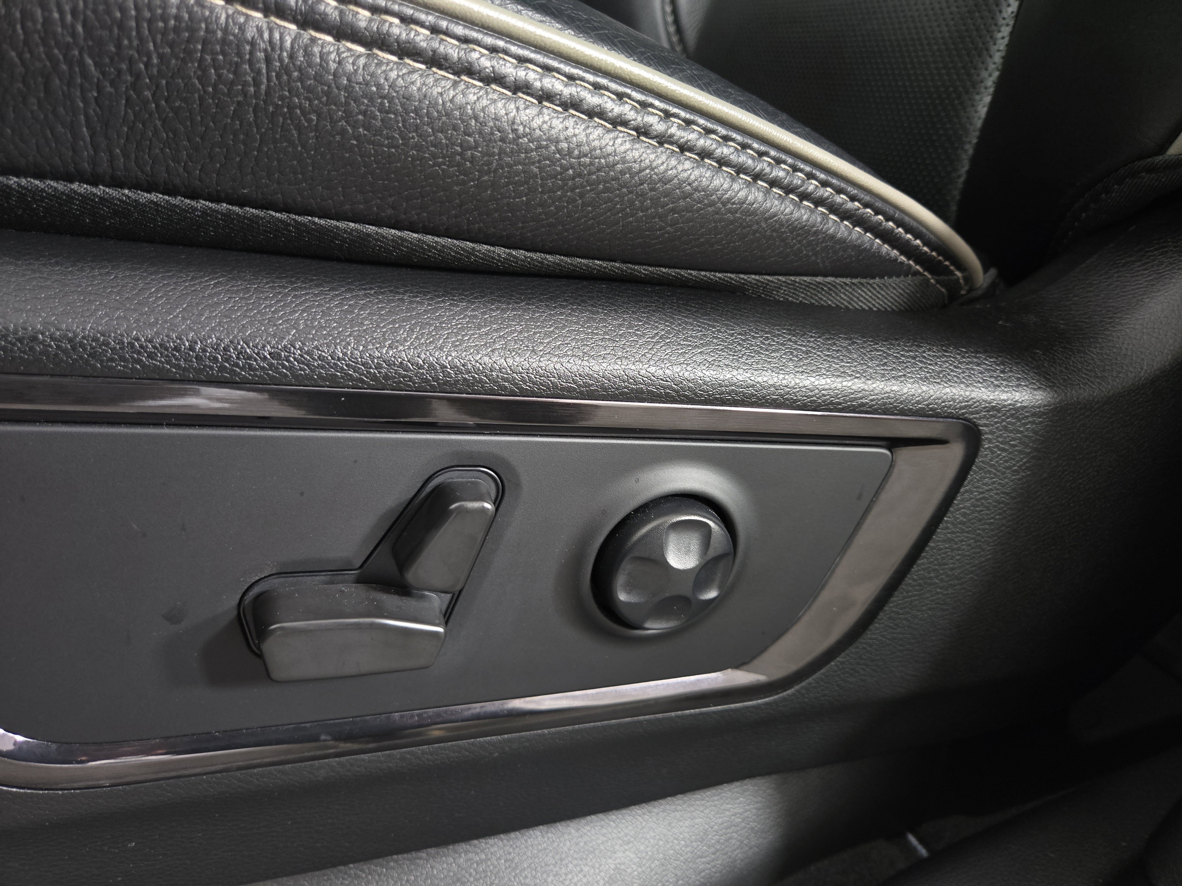 Used 2022 RAM 1500 Limited AWD/4WD image 32