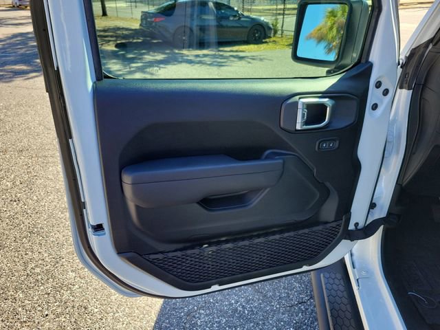 Used 2025 Jeep Wrangler Sport image 8