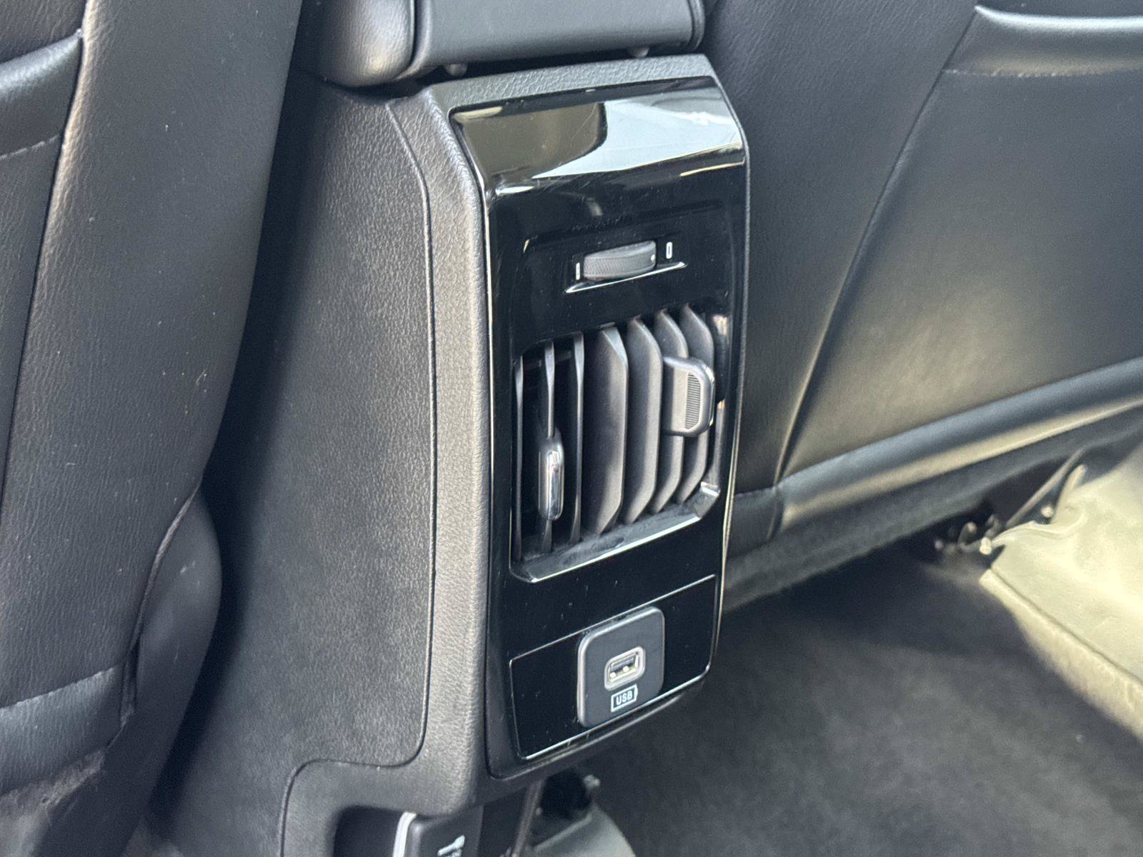 Used 2022 Jeep Compass Latitude FWD image 28