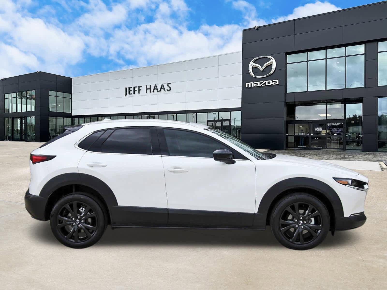 Used 2022 MAZDA CX-30 2.5 Turbo w/ Premium Package image 4