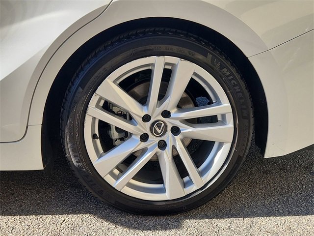 Used 2024 Lexus IS 300 w/ Comfort Package image 32